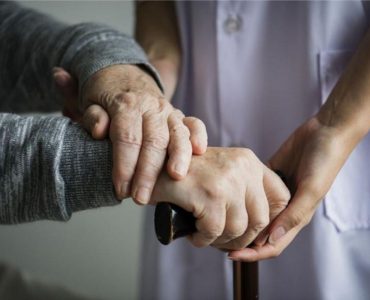 Auxiliar Cuidador de Adultos Mayores