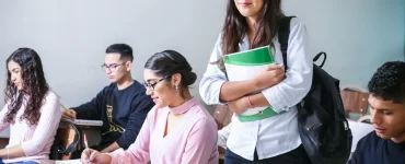 Santa Fe presentó un programa para alumnos de escuelas secundarias que adeudan materias